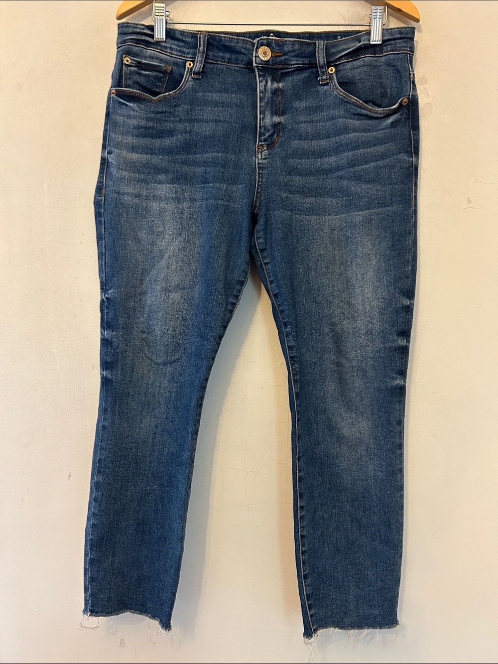 STS Blue Crop Ankle Skinny Size 32 S EUC